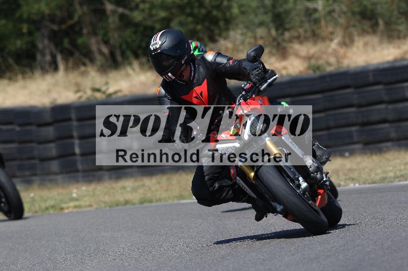 Archiv-2022/51 10.08.2022 Freeride Training ADR/Medium/40